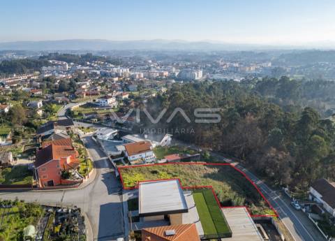 Lote para moradia individual em Esqueiros, Vila Verde