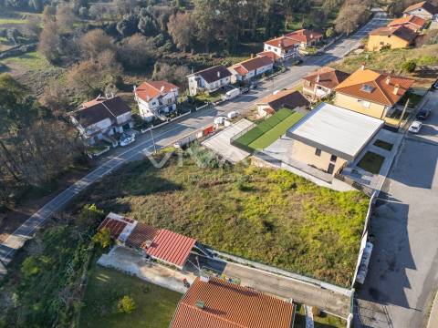 Lote para moradia individual em Esqueiros, Vila Verde