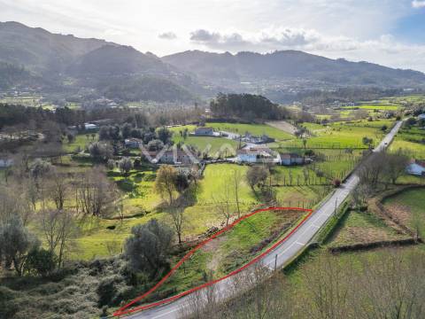 Terreno para construção em Valbom (São Martinho)