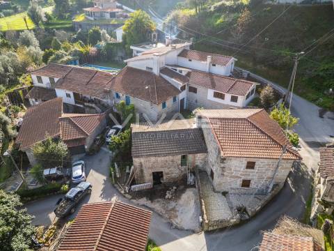 Moradia para Restaurar T0 Venda em Gondoriz,Terras de Bouro
