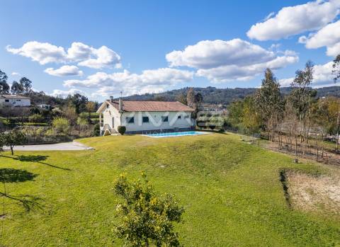 Moradia T3 Venda em Esqueiros, Nevogilde e Travassós,Vila Verde