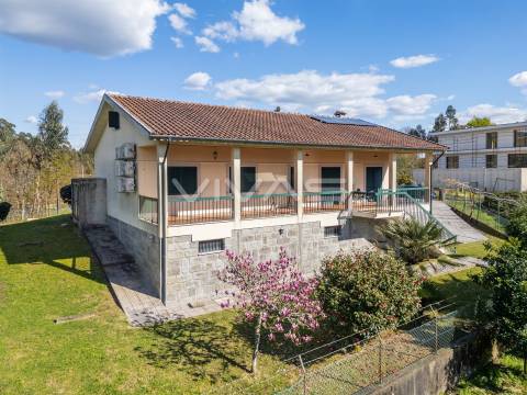 Moradia T3 Venda em Esqueiros, Nevogilde e Travassós,Vila Verde