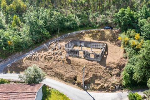 Terreno  Venda em Esqueiros, Nevogilde e Travassós,Vila Verde