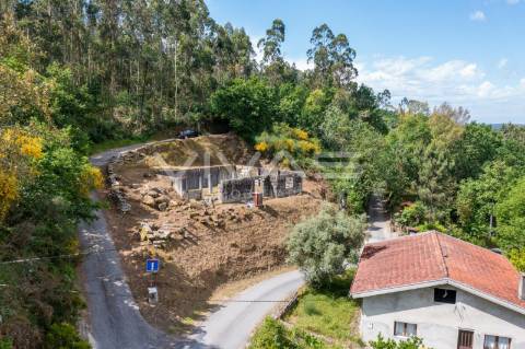 Terreno  Venda em Esqueiros, Nevogilde e Travassós,Vila Verde