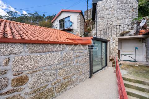 Moradia T2+2 Venda em Cibões e Brufe,Terras de Bouro