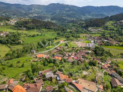 Moradia para Restaurar T0 Venda em Valdreu,Vila Verde