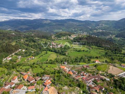 Moradia para Restaurar T0 Venda em Valdreu,Vila Verde