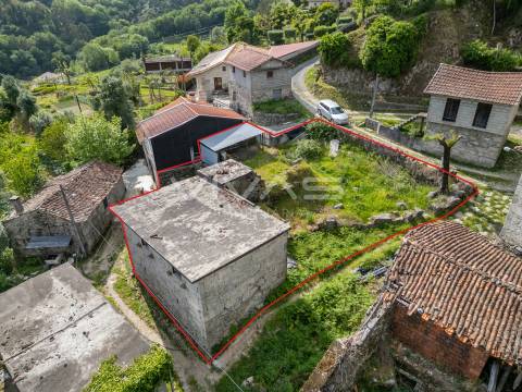 Moradia para Restaurar T0 Venda em Valdreu,Vila Verde
