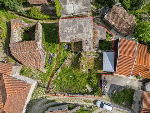 Moradia para Restaurar T0 Venda em Valdreu,Vila Verde