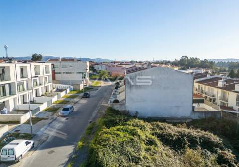 Lote de terreno  em Soutelo, Vila Verde
