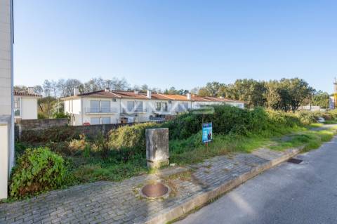 Lote de terreno  em Soutelo, Vila Verde