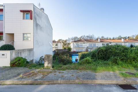 Lote de terreno  em Soutelo, Vila Verde