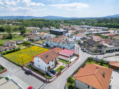 Moradia T4+1 Venda em Lage,Vila Verde