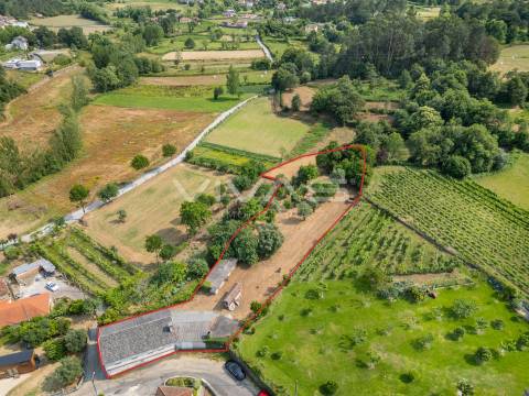 Moradia T4 Venda em Escariz (São Mamede) e Escariz (São Martinho),Vila Verde