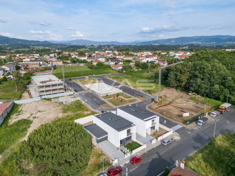 Lote de Terreno  Venda em Loureira,Vila Verde