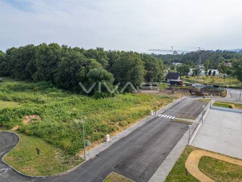 Lote de Terreno  Venda em Loureira,Vila Verde
