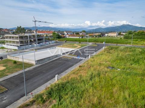 Lote de Terreno  Venda em Loureira,Vila Verde
