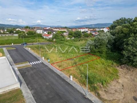 Lote de Terreno  Venda em Loureira,Vila Verde