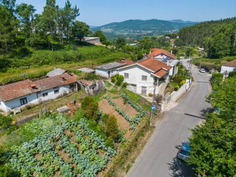 Moradia para Restaurar T0 Venda em Marrancos e Arcozelo,Vila Verde