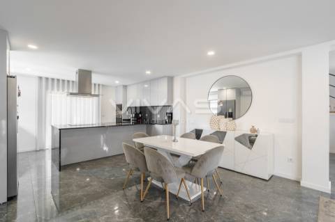 Moradia T4 Venda em Turiz,Vila Verde