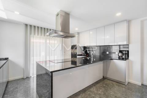 Moradia T4 Venda em Turiz,Vila Verde