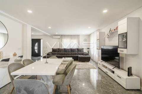 Moradia T4 Venda em Turiz,Vila Verde