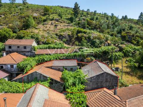 Moradia T0 Venda em Chamoim e Vilar,Terras de Bouro