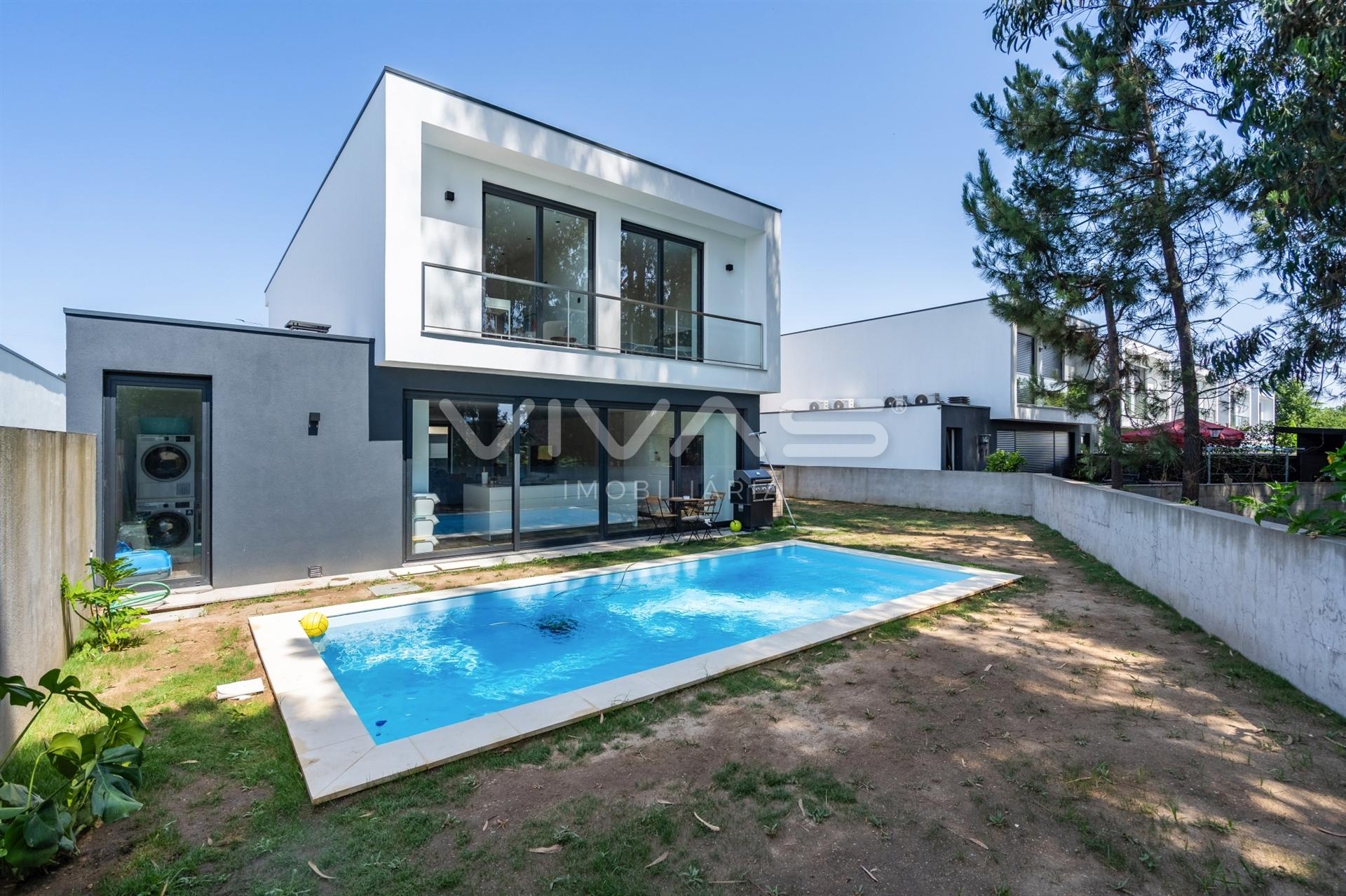 Moradia T3 Arrendamento em Soutelo,Vila Verde