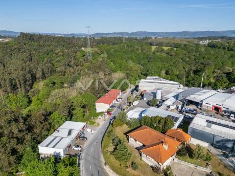 Armazém  Venda em Ferreiros, Prozelo e Besteiros,Amares