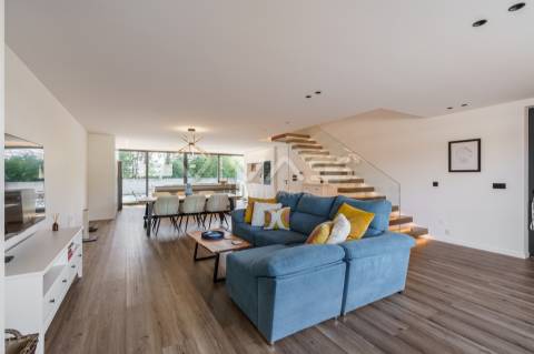 Moradia T3 Venda em Soutelo,Vila Verde