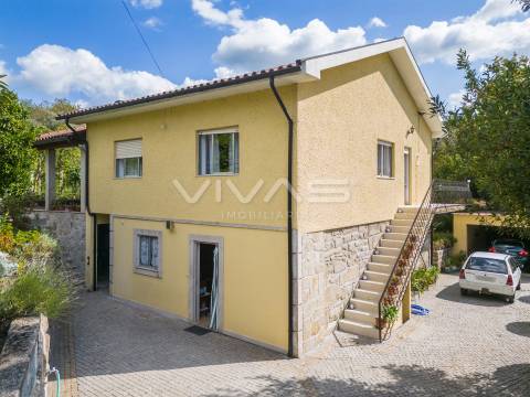 Moradia T4 Venda em Crespos e Pousada,Braga