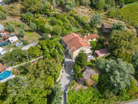 Moradia T4 Venda em Crespos e Pousada,Braga
