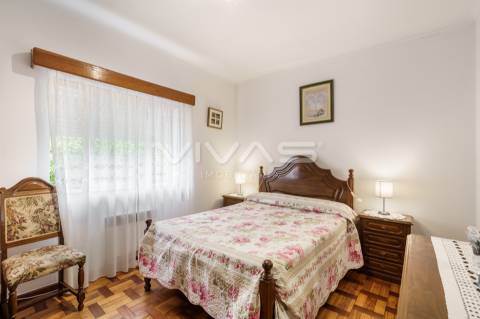 Moradia T4 Venda em Crespos e Pousada,Braga