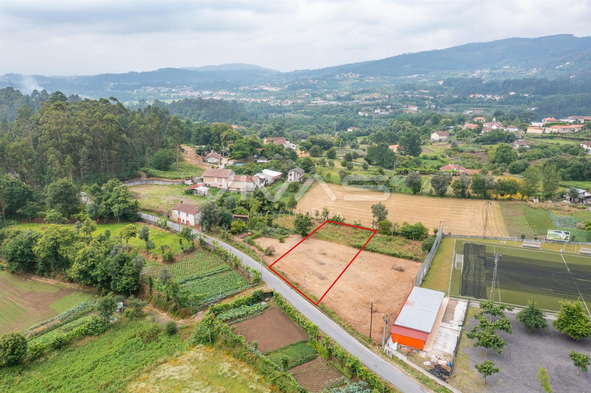 Terreno Para Construção  Venda em Sande, Vilarinho, Barros e Gomide,Vila Verde