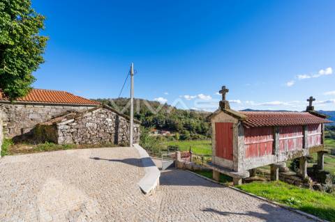 Moradia para Restaurar T0 Venda em Cibões e Brufe,Terras de Bouro