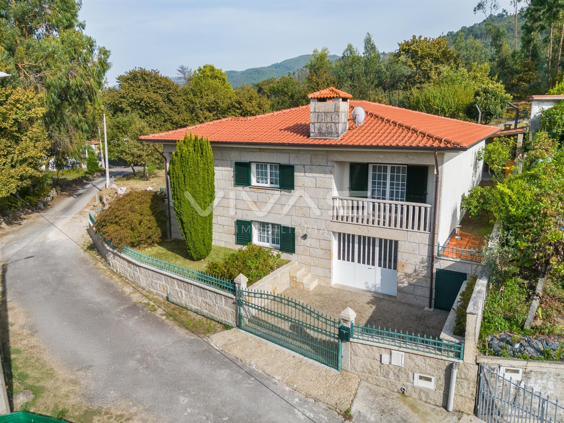 Moradia T3 Venda em Souto,Terras de Bouro