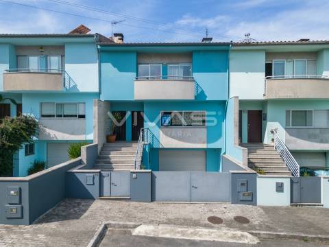 Moradia em Banda T4 Venda em Real, Dume e Semelhe,Braga