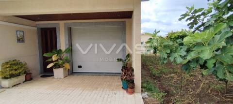 Moradia T4 Arrendamento em Fiscal,Amares