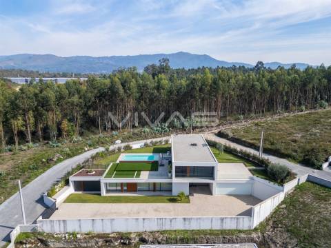 Moradia T4+1 Venda em Lanhas,Vila Verde