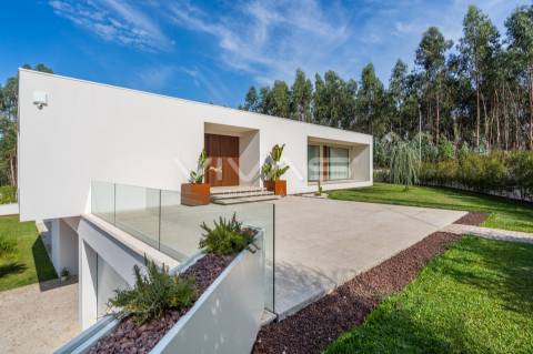 Moradia T4+1 Venda em Lanhas,Vila Verde