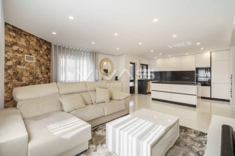 Apartamento T3 Venda em Vila Verde e Barbudo,Vila Verde