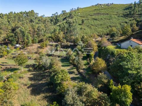 Terreno Rústico  Venda em Sande, Vilarinho, Barros e Gomide,Vila Verde