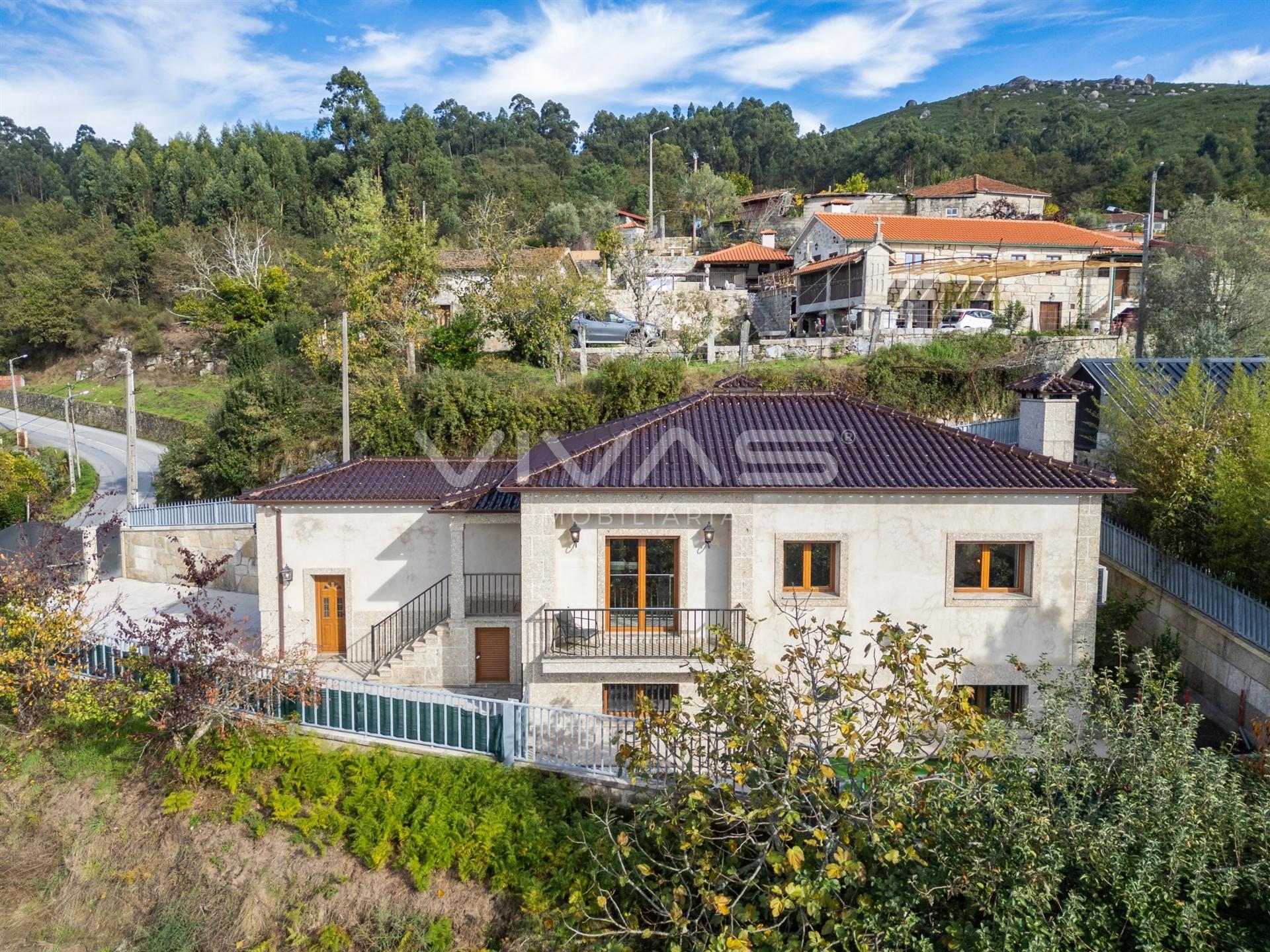 Moradia T3 Venda em Sande, Vilarinho, Barros e Gomide,Vila Verde