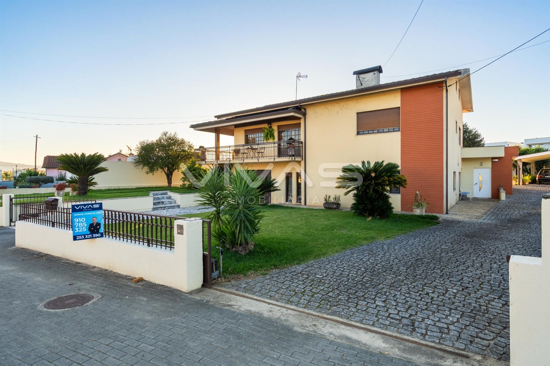 Andar Moradia T2+1 Venda em Vila de Prado,Vila Verde