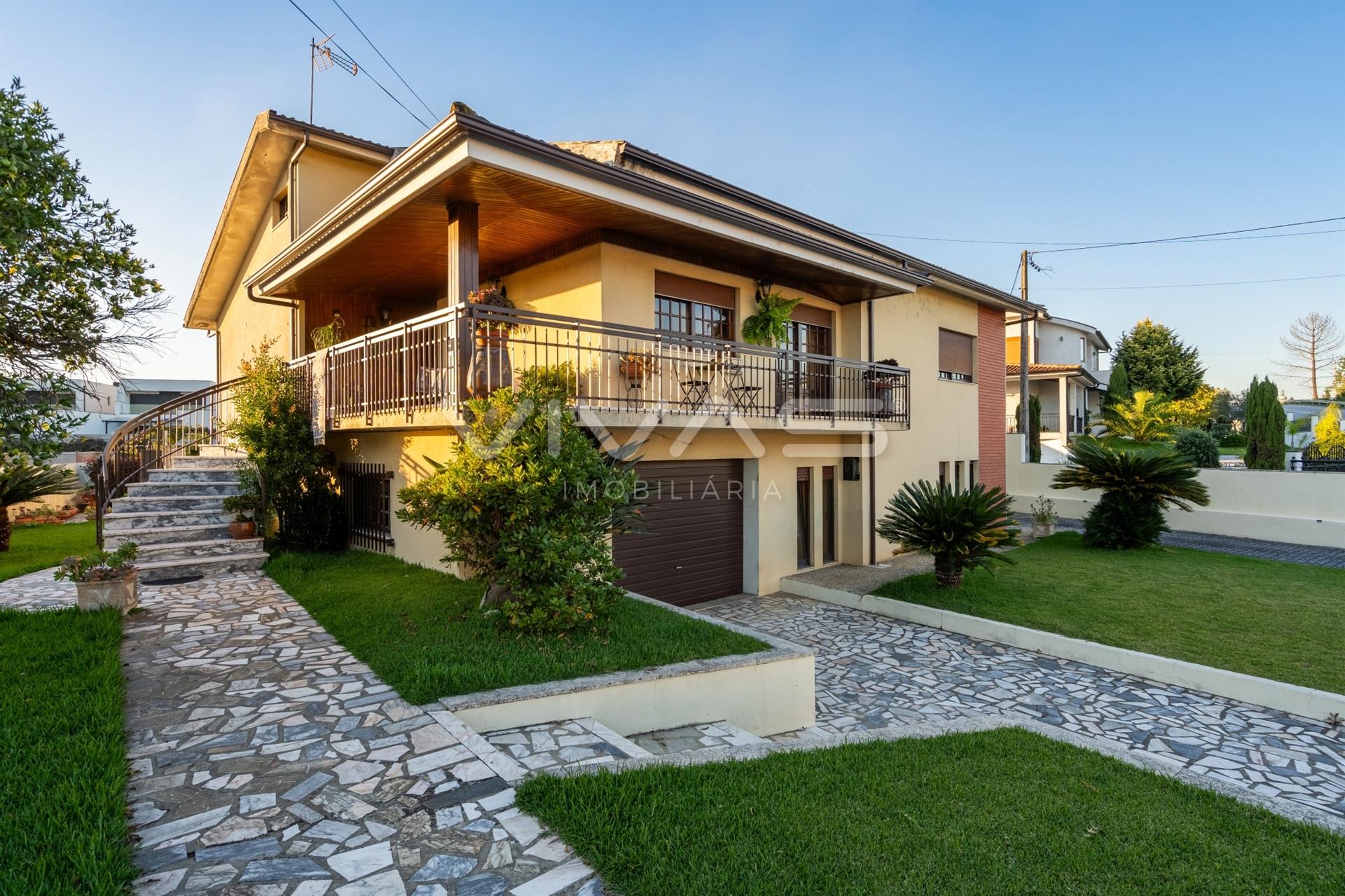 Andar Moradia T2+1 Venda em Vila de Prado,Vila Verde