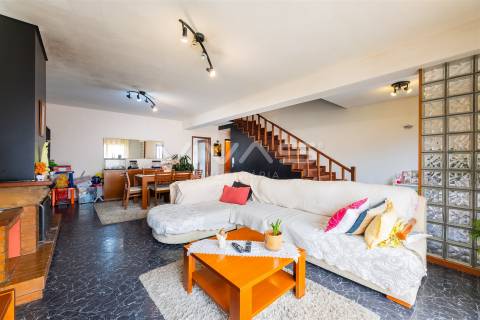 Moradia em Banda T3 Venda em Turiz,Vila Verde