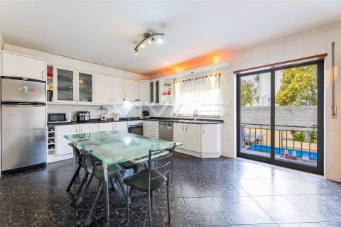 Moradia em Banda T3 Venda em Turiz,Vila Verde