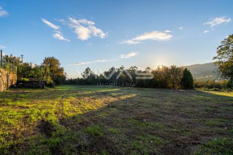 Terreno Para Construção  Venda em Sande, Vilarinho, Barros e Gomide,Vila Verde