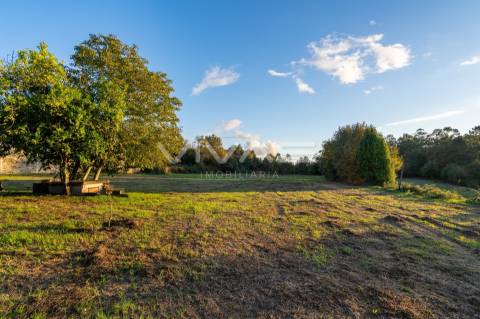 Terreno Para Construção  Venda em Sande, Vilarinho, Barros e Gomide,Vila Verde