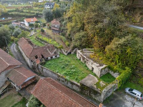 Moradia para Restaurar T3 Venda em Dossãos,Vila Verde